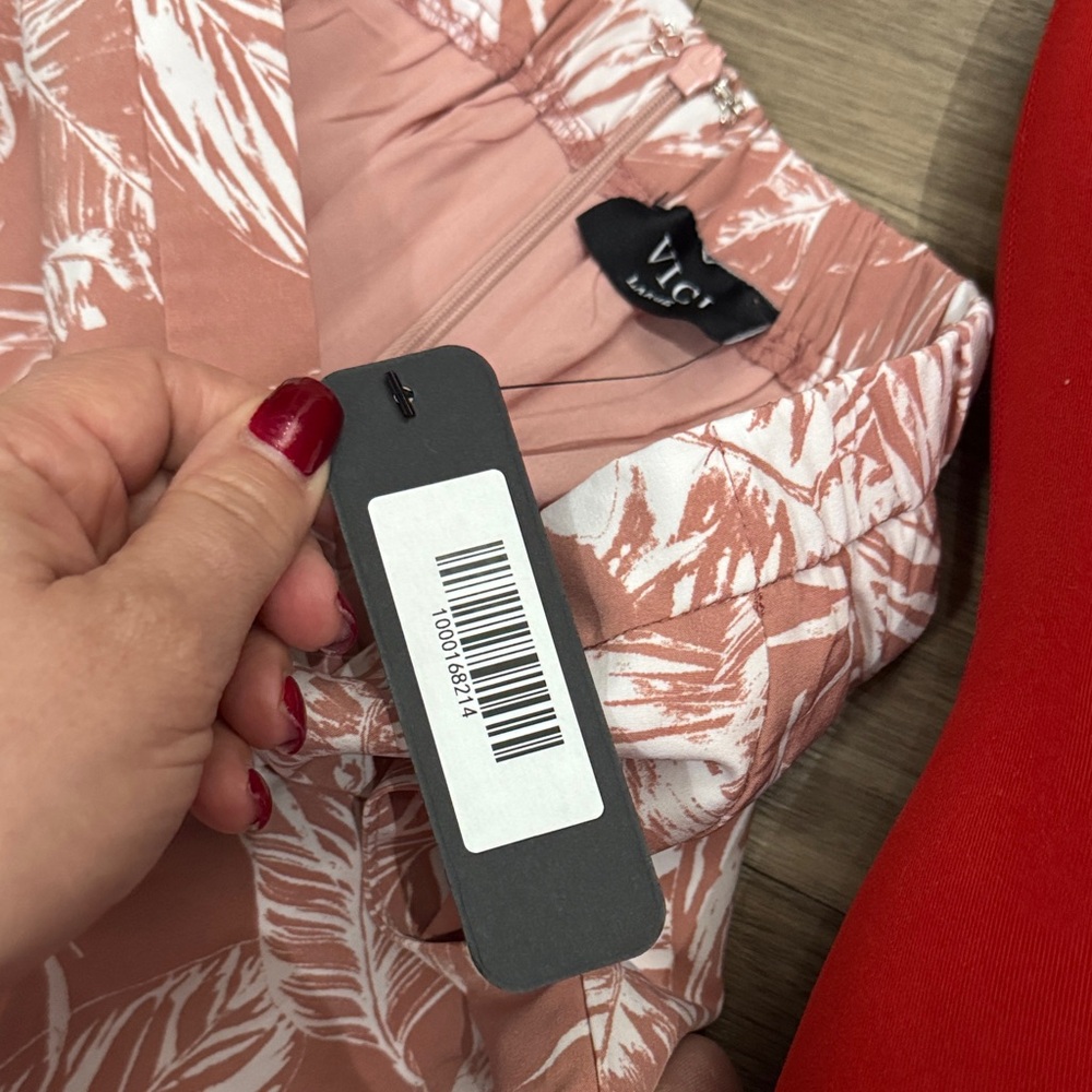 Vici Pink and White Leaf Print Pants - Picture 7 of 8